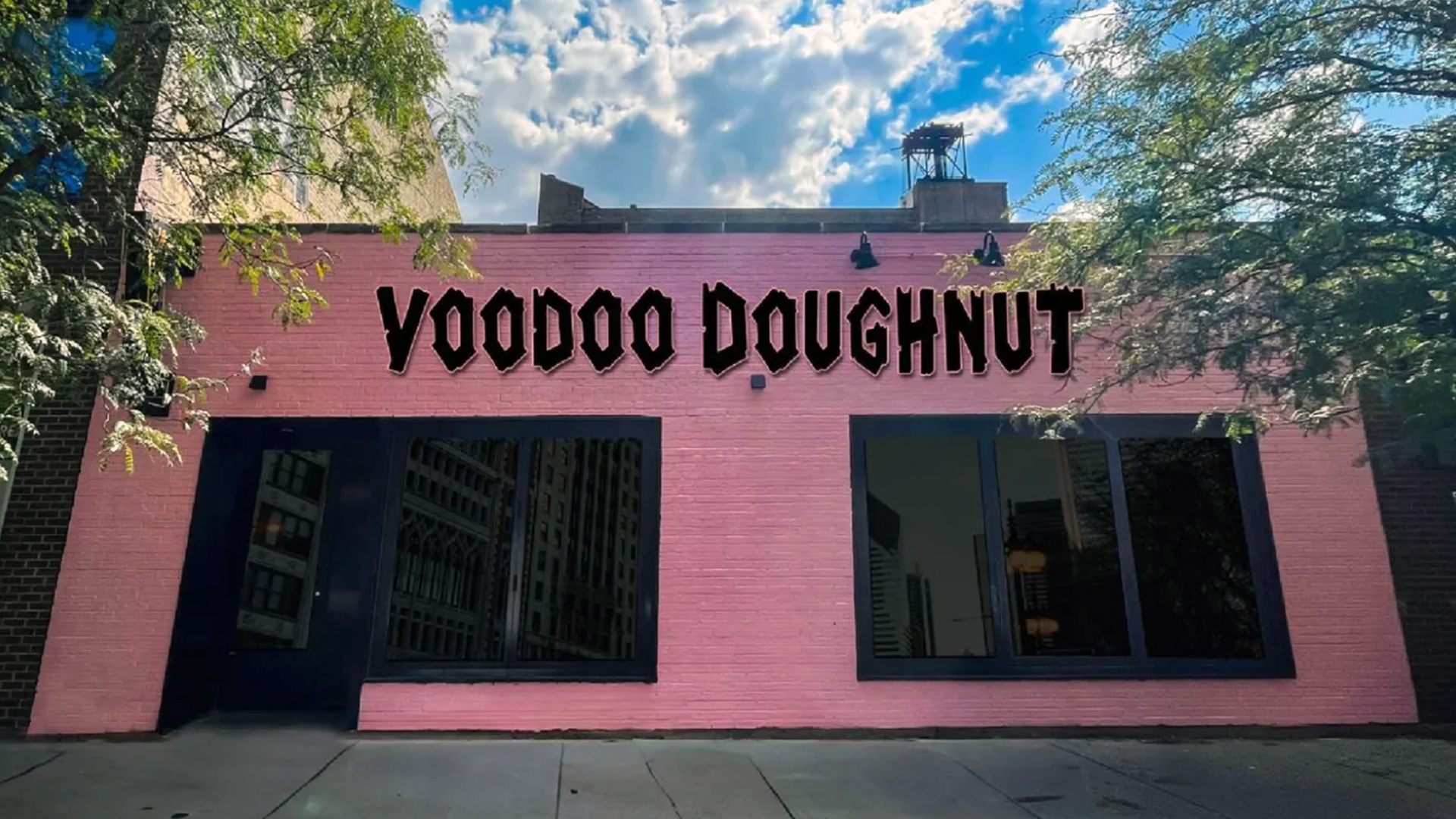 Voodoo Doughnut storefront in Chicago